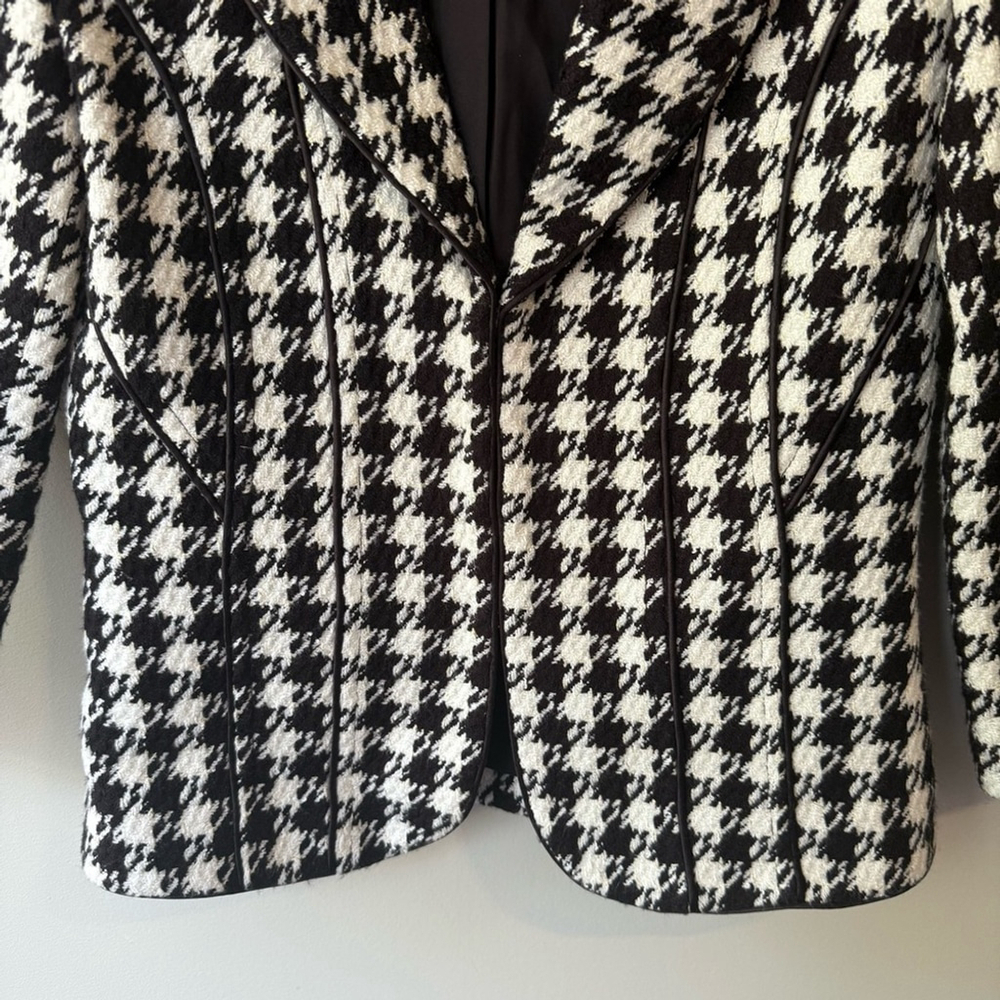Le Chateau Black White and Gold Houndstooth Blazer Women’s XXS - Picture 13 of 15